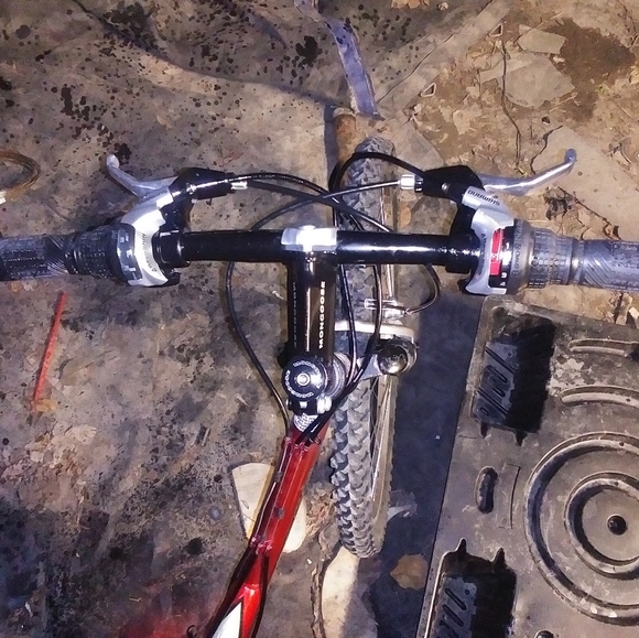 Bike - Picture 2 of 5